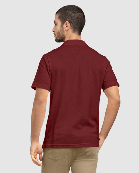 Camiseta tipo polo con bolsillo en frente#color_349-vino