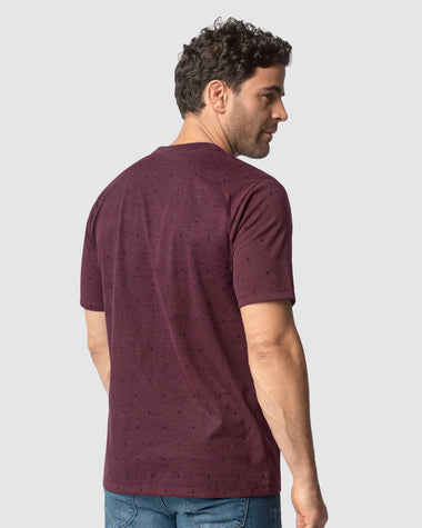 Camiseta manga corta con estampado continuo#color_430-vino