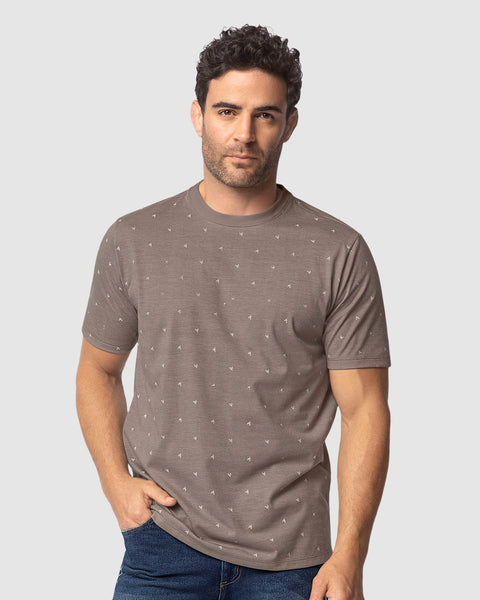 Camiseta manga corta con estampado continuo#color_835-cafe