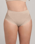 Panty faja clásico con control suave de abdomen y bandas de tul