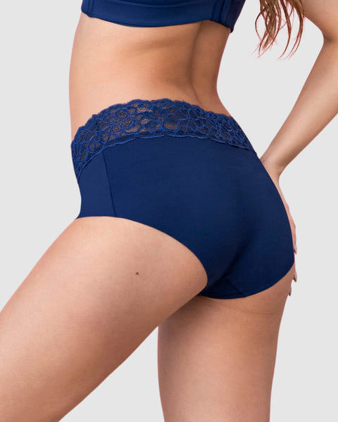 Panty hipster en tela ultraliviana con franja de encaje#color_536-azul-oscuro