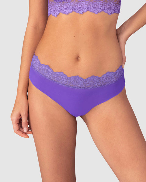 Sexy panty cachetero en tela ultraliviana con encaje comodidad total#color_446-mora-azul