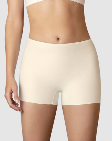 Panty tipo short eco amigable elaborado con botellas pet recicladas#color_253-marfil