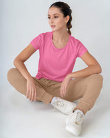 Camiseta deportiva de secado rápido y silueta semiajustada#color_368-rosado-medio