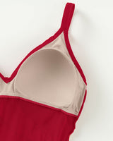 Traje de baño entero control suave de abdomen elaborado con nylon reciclado#color_309-rojo-oscuro