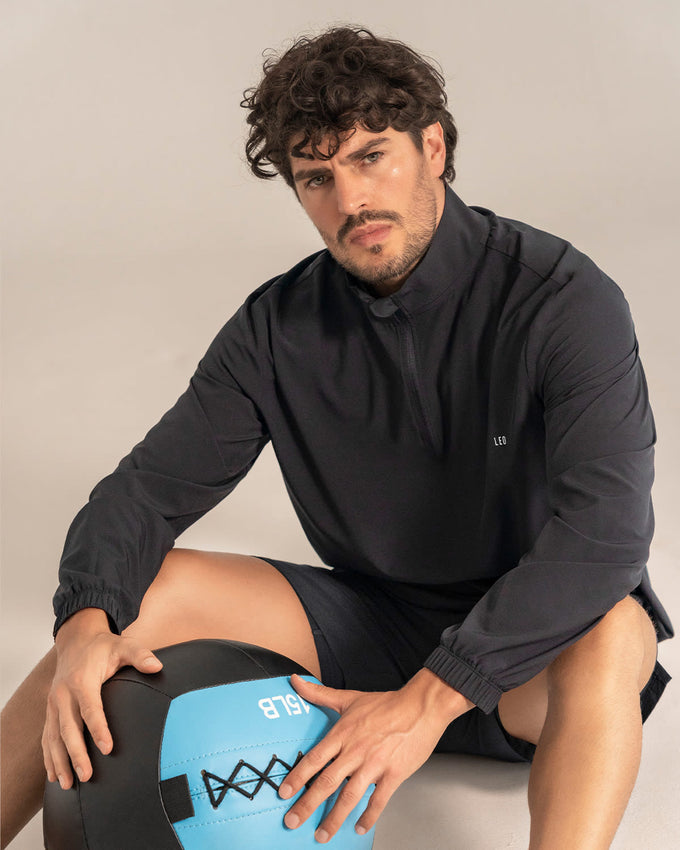 Chaqueta deportiva masculina con base textil ultrasuave y ligera#color_700-negro