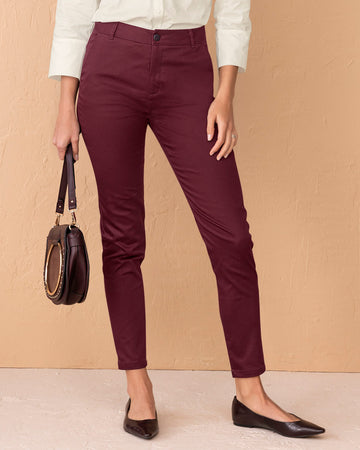 Pantalón skinny de tiro alto con bolsillos delanteros funcionales#color_349-vino