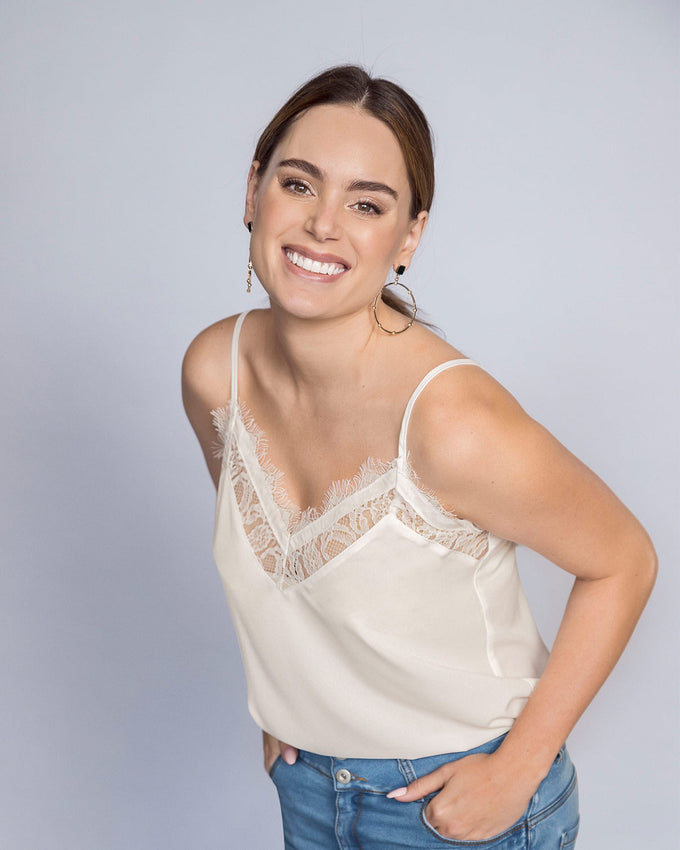 Blusa tiritas con encaje#color_018-marfil