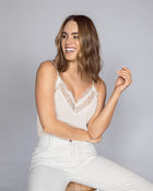 Blusa tiritas con encaje