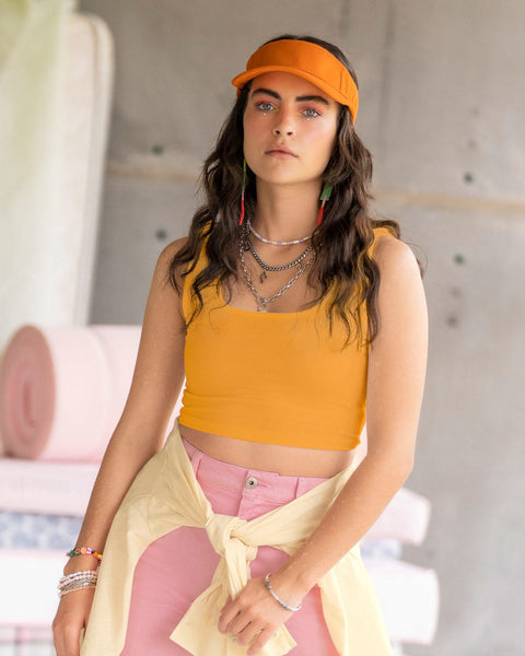 Camiseta manga sisa crop top en tejido acanalado#color_203-naranja-claro