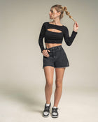 Camiseta crop top manga larga con abertura frontal