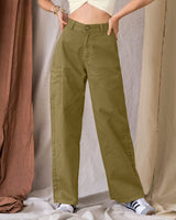Pantalón tiro alto bota recta con bolsillo tipo cargo#color_601-verde-militar