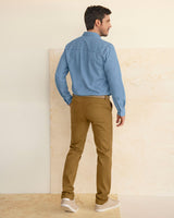 Pantalón texas silueta semi ajustada#color_820-camel