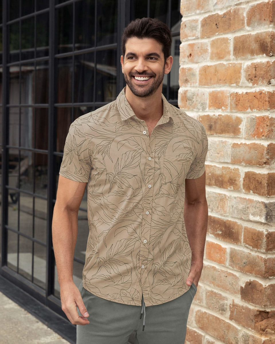 Camisa manga corta estampado continuo para hombre